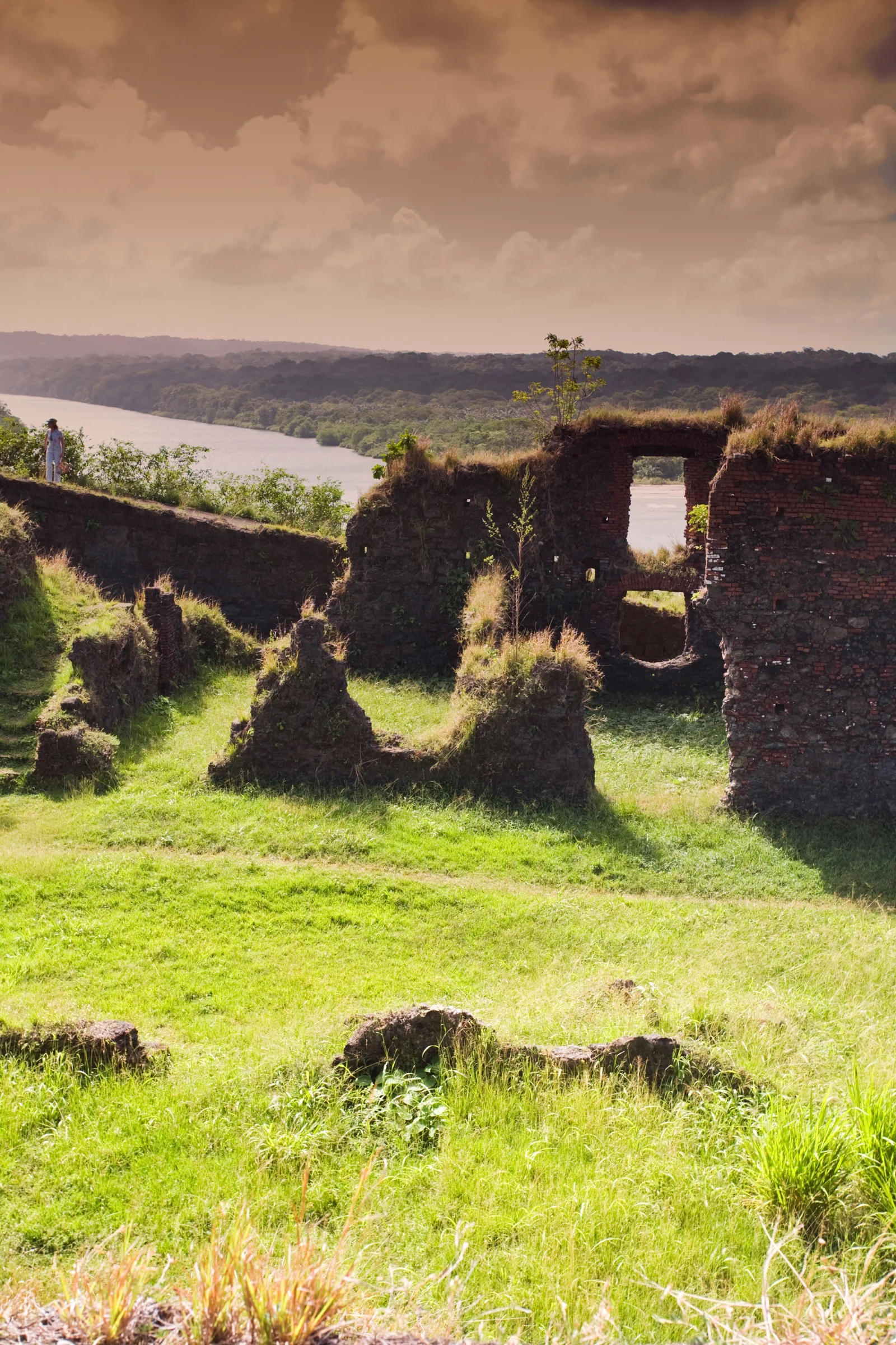 Fort San Lorenzo and the coastal landscape of Colón